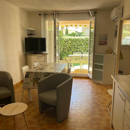 Appart-St Cyr Sur Mer-La Madrague-4Pers-Parking Сен Сир сюр Мер Екстериор снимка