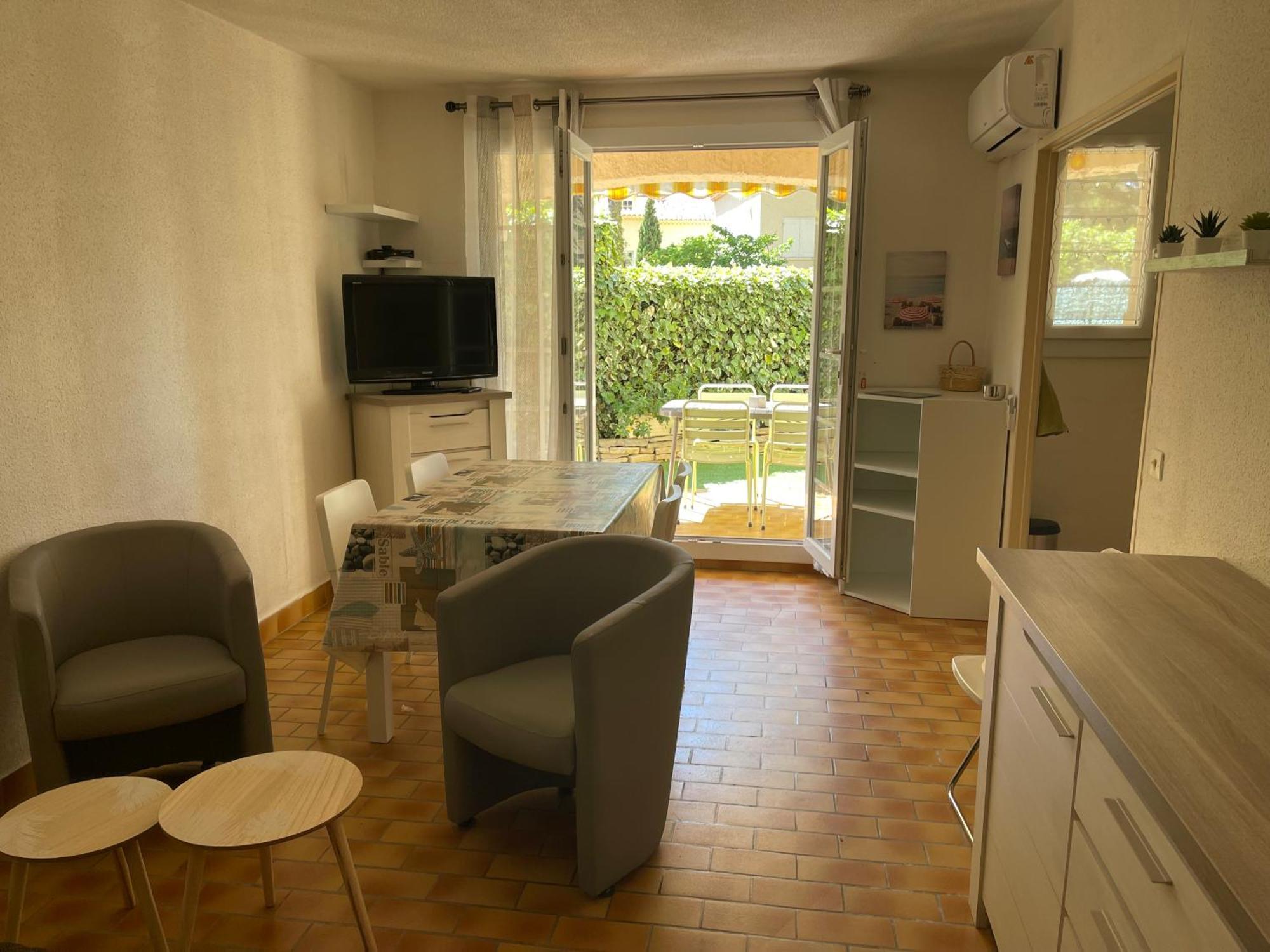 Appart-St Cyr Sur Mer-La Madrague-4Pers-Parking Сен Сир сюр Мер Екстериор снимка